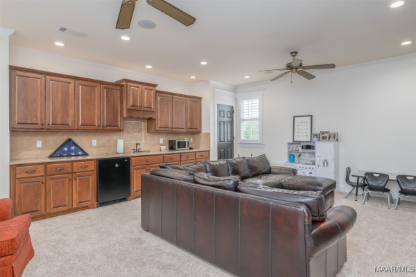 1004 Saddle Ridge