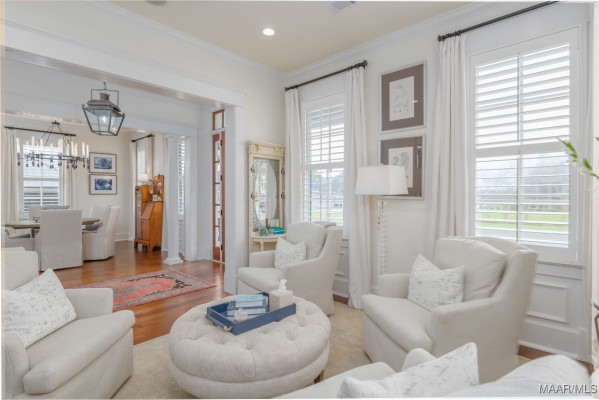 1004 Saddle Ridge