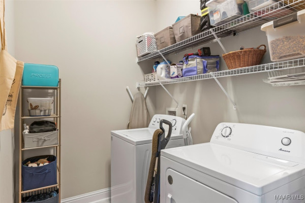 1405 PRAIRIE OAK Drive