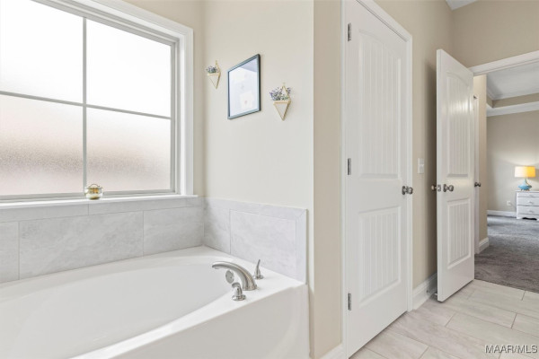 1405 PRAIRIE OAK Drive