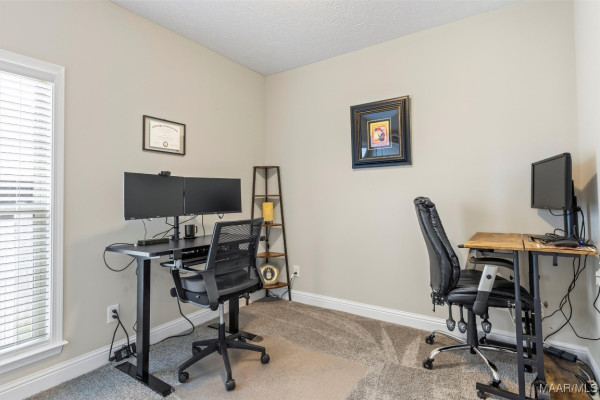1405 PRAIRIE OAK Drive