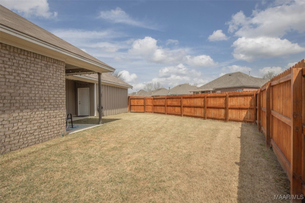 1405 PRAIRIE OAK Drive