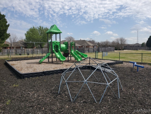 1405 PRAIRIE OAK Drive