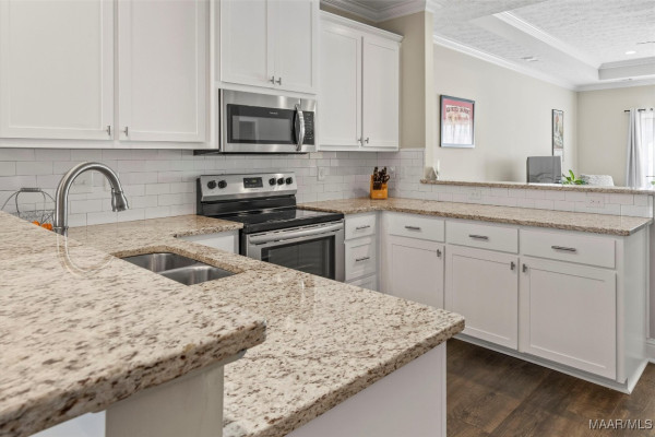 1405 PRAIRIE OAK Drive