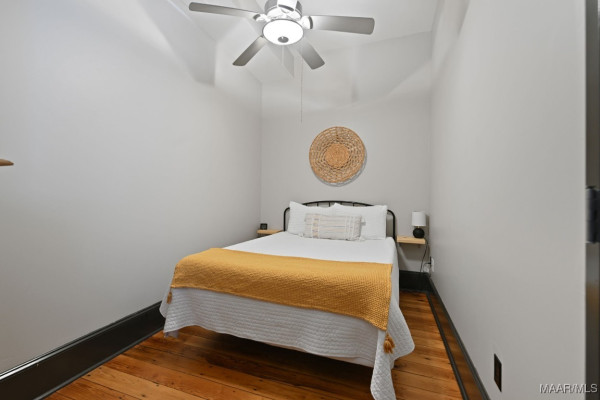 28 Monroe Street 104