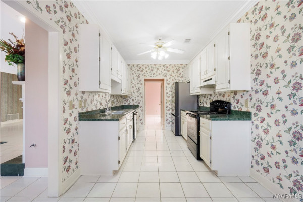 506 Sandy Creek Trail