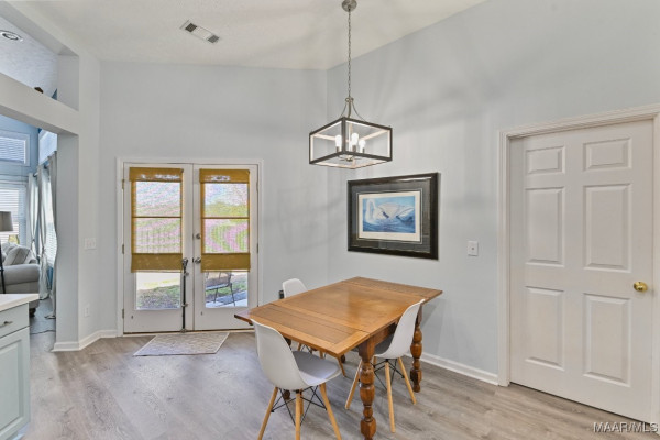 2627 QUEENS HOLLOW Court