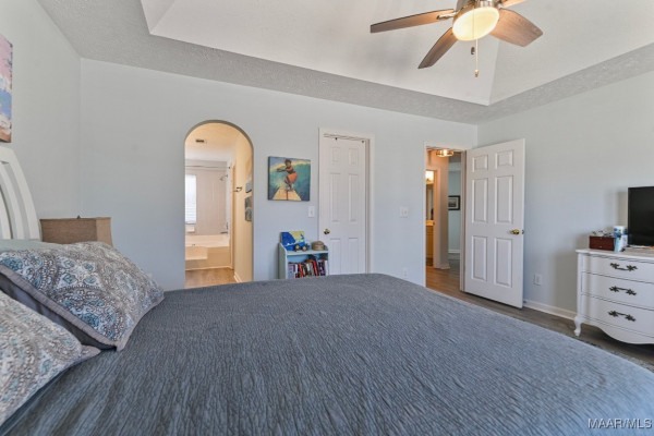 2627 QUEENS HOLLOW Court