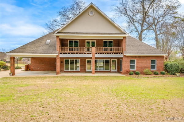 609 Towne Lake Drive