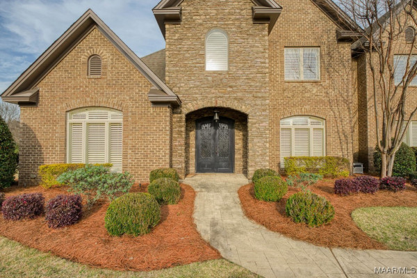 8209 Tuscany Manor
