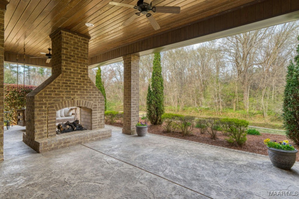 8209 Tuscany Manor