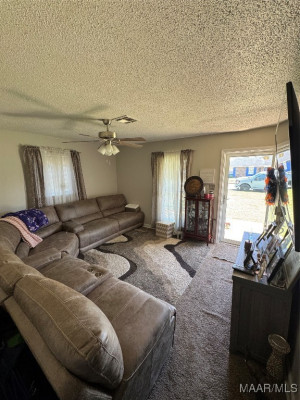 707 Golden Gate Drive