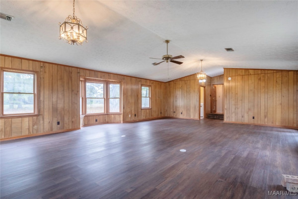 815 Lamar Road