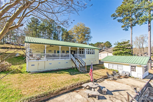 100 Royal Drive