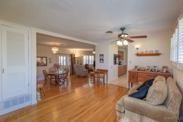 4223 Patio Place