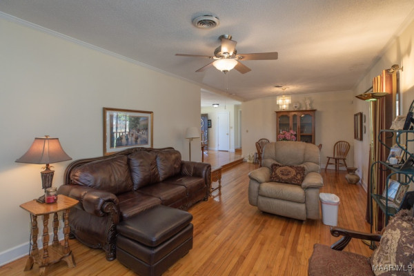4223 Patio Place
