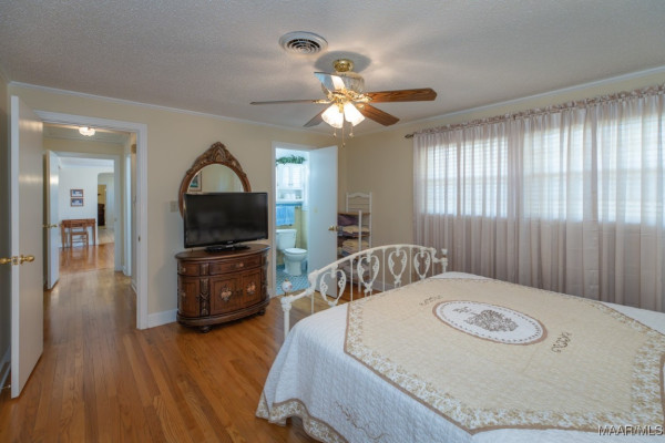 4223 Patio Place