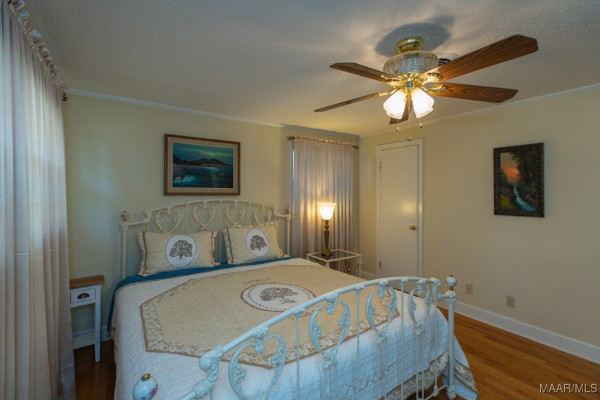 4223 Patio Place