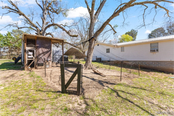 1216 Old Ridge Road E