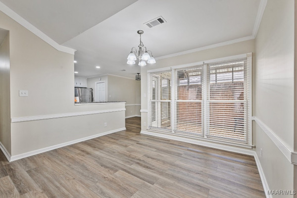 6528 Enfield Mews