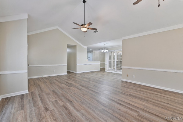 6528 Enfield Mews