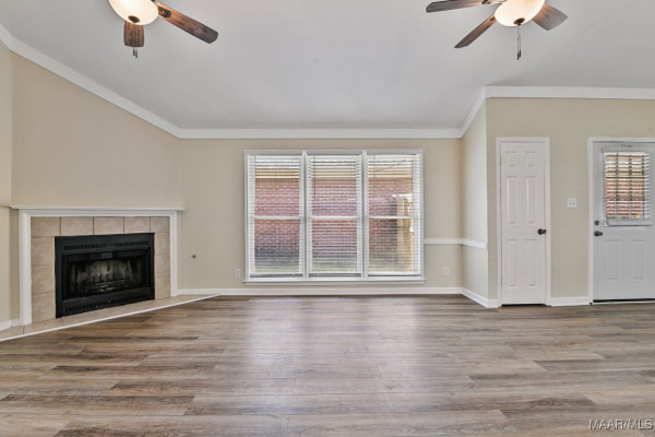 6528 Enfield Mews