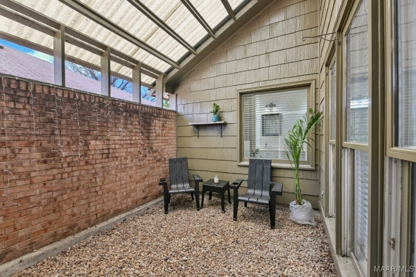 6528 Enfield Mews
