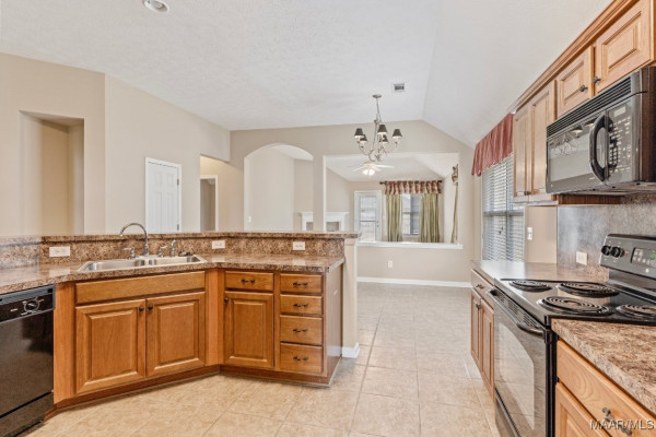416 Glenmede Lane