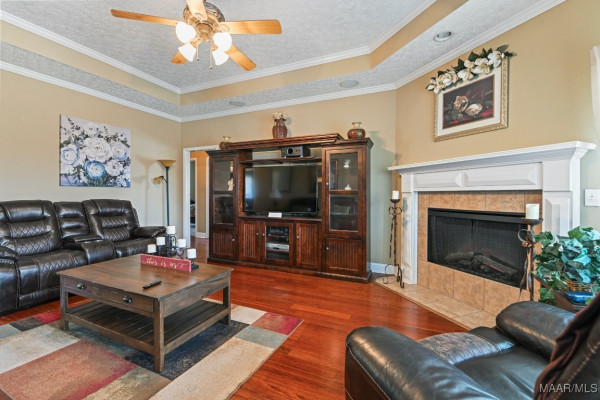 5711 Deatsville Highway