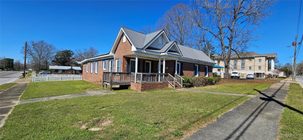 203 8th Street N