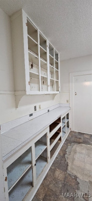 203 8th Street N