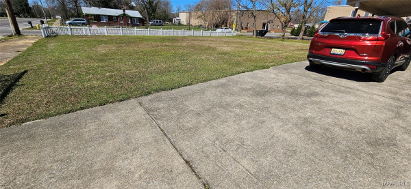 203 8th Street N