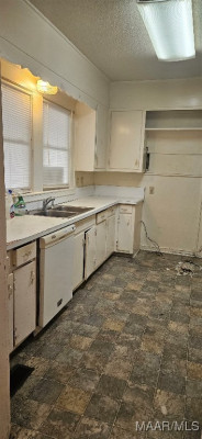 203 8th Street N