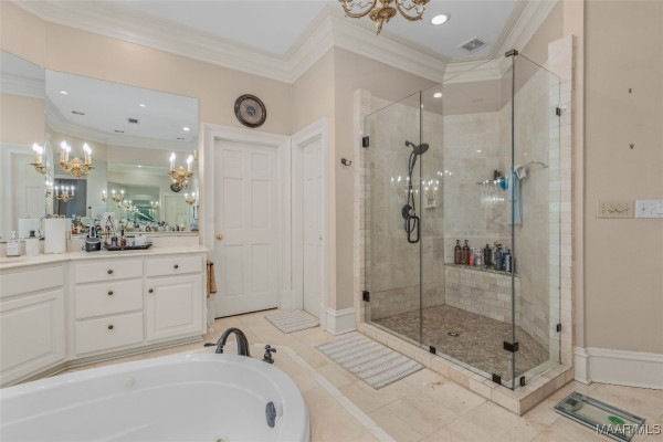 9861 WYNCREST Circle