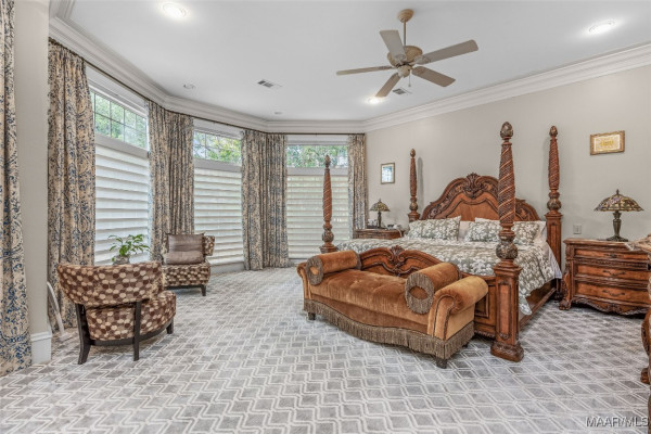 9861 WYNCREST Circle
