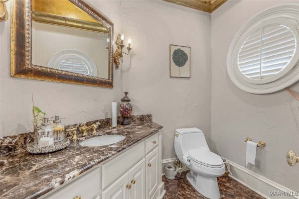 9861 WYNCREST Circle