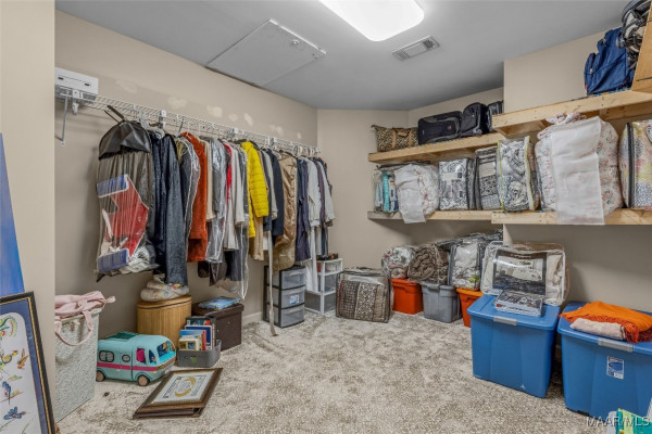 9861 WYNCREST Circle