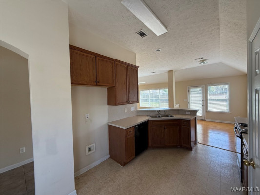 8742 POLO Ridge