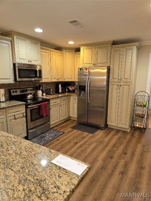 8233 RYAN RIDGE Loop