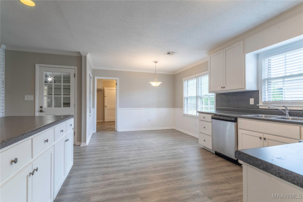 3740 Fieldcrest Drive