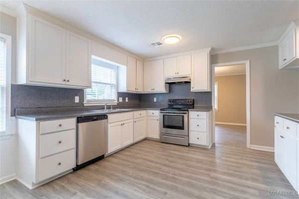 3740 Fieldcrest Drive