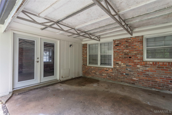 3740 Fieldcrest Drive