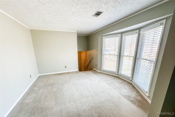 142 Ledyard Drive