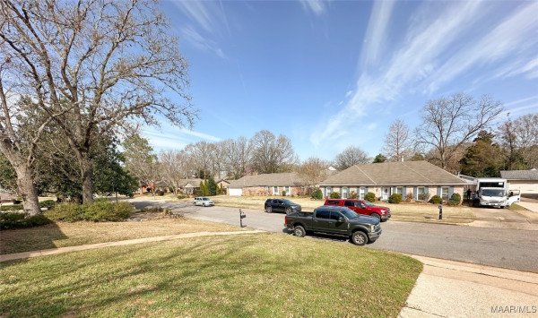 142 Ledyard Drive