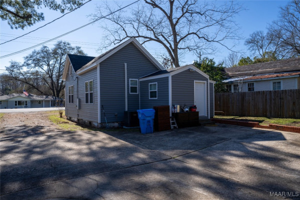 672 LOWER KINGSTON Road