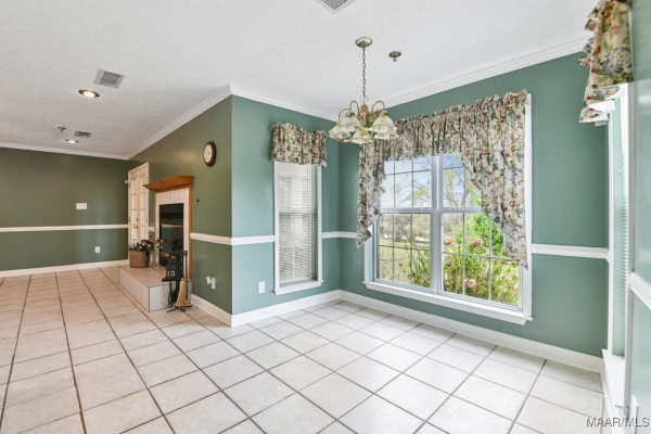 1522 W Old Hayneville Road