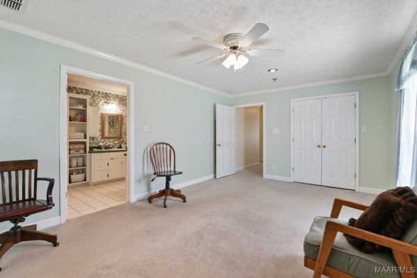 1522 W Old Hayneville Road