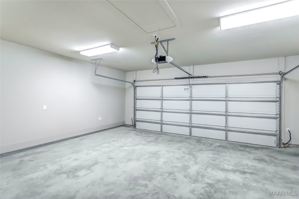 4549 Broadwick Street