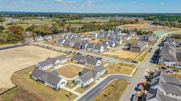 4549 Broadwick Street