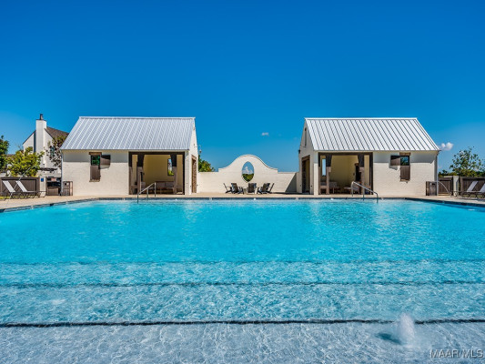 4549 Broadwick Street